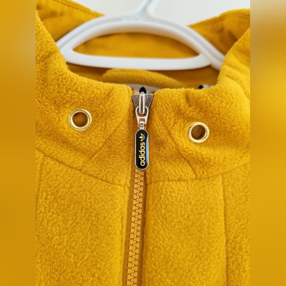 Adidas Mustard Cropped Quilted-Effect Sweater - S - Picture 3 of 7